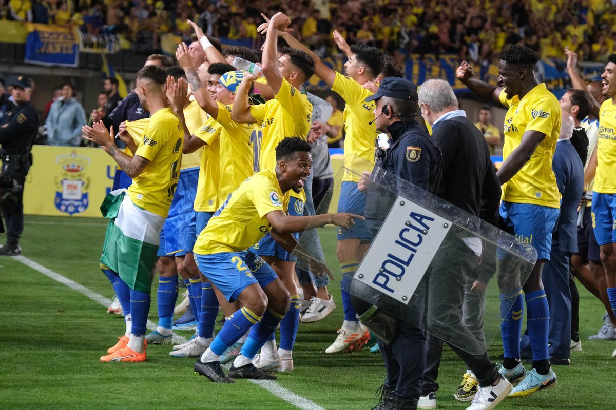Último ascenso de la UD, en la 22/23