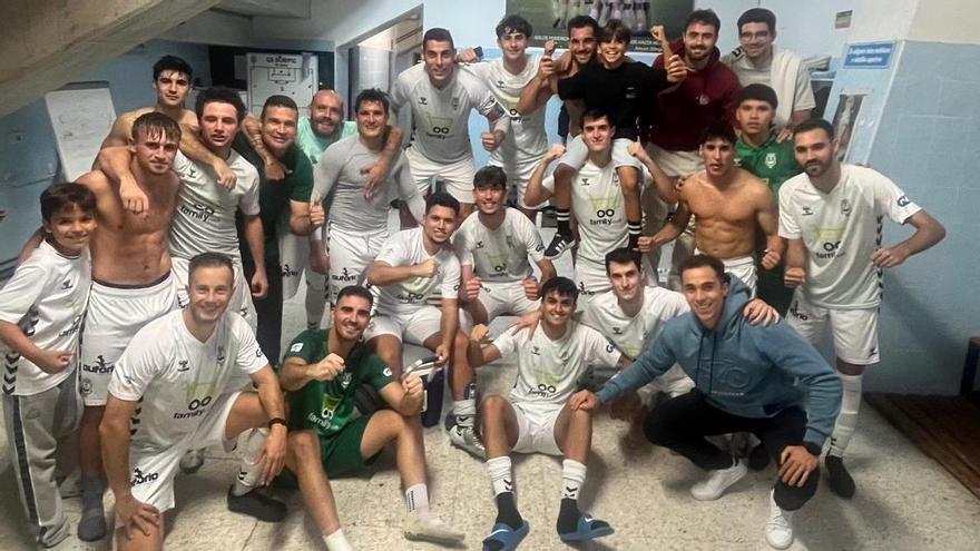 El Olímpic celebrando una victoria esta temporada.