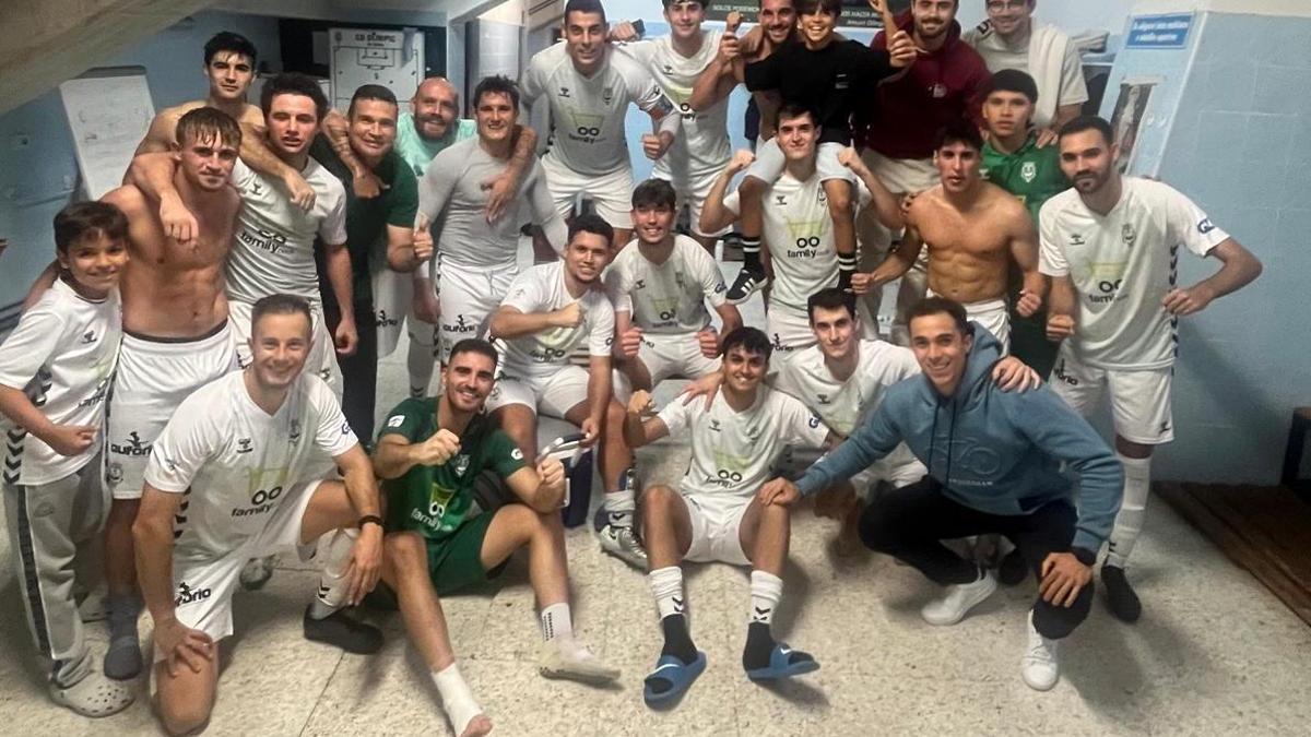 El Olímpic celebrando una victoria esta temporada.