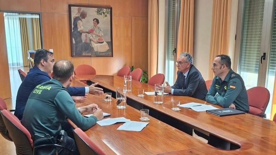 Drones, equipos ROCA y controles con Portugal para frenar los robos de fruta en Extremadura