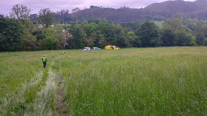 Ingresado un pescador en el Hospital de Arriondas al sufrir una caída en la orilla del río Sella