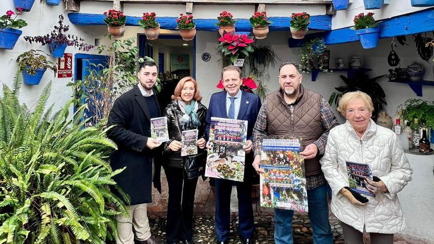 Presentación de los concursos de dulces y tarjetas navideñas.