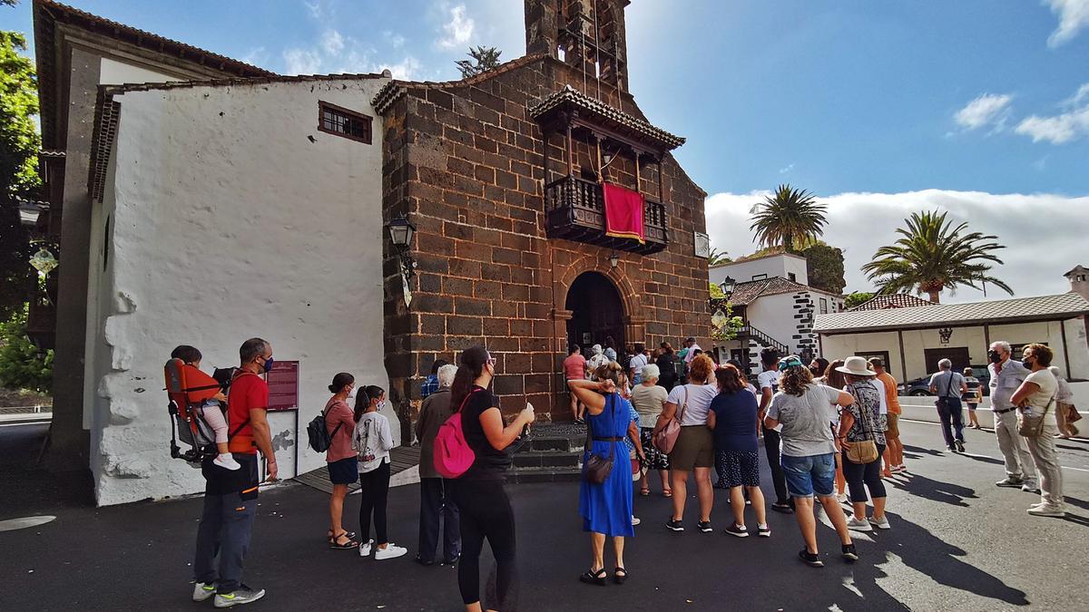 Actos religiosos de ayer por la onomástica de la Virgen de Las Nieves, Patrona de La Palma, en el Santuario de la capital palmera.