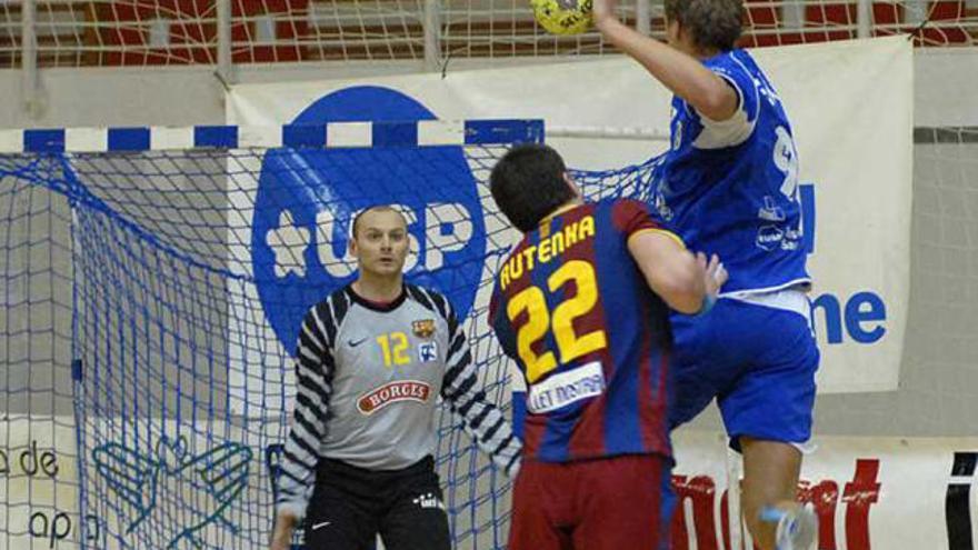 Rutenka frena la internada de un jugador del Torrevieja.