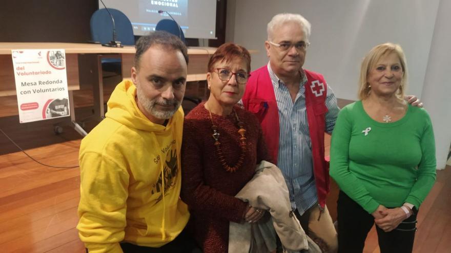 Víctor Limón, «Celina» Hernández, Pablo Ramos y Esperanza Rodríguez, voluntarios.