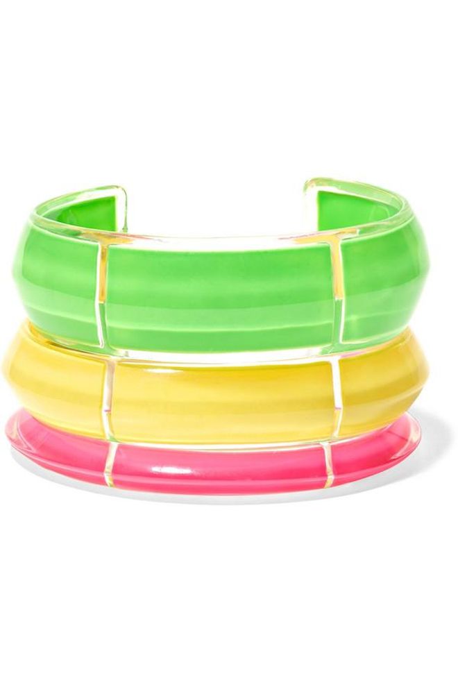 El brazalete flúor