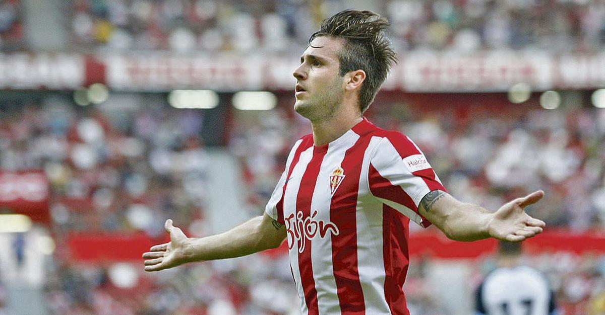 Duje Cop celebra su primer gol como rojiblanco.