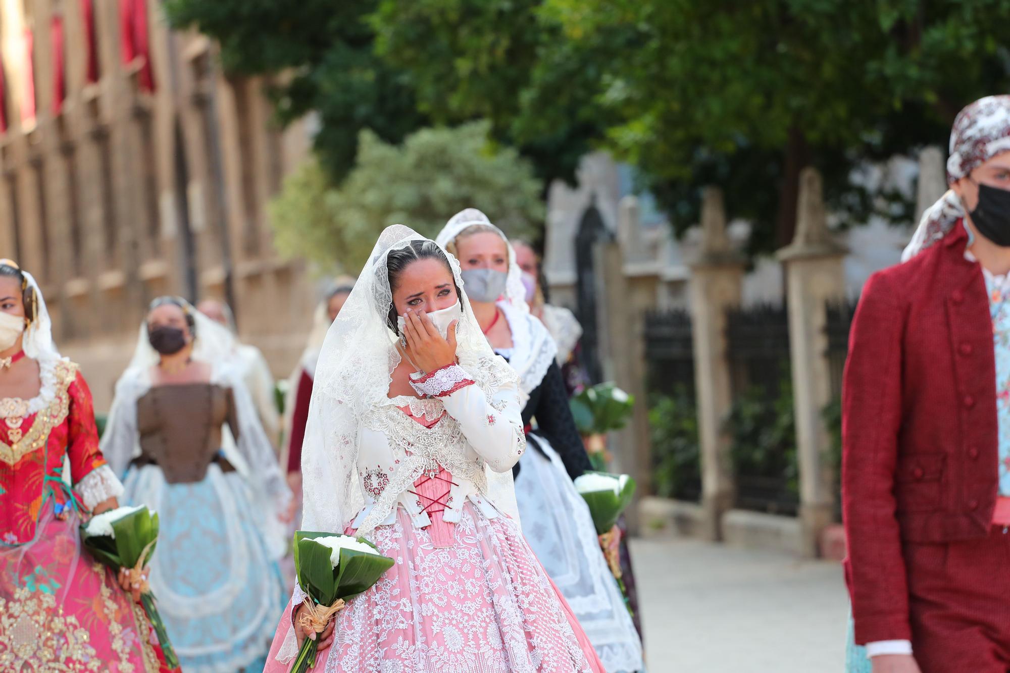 Búscate en la ofrenda por la calle caballeros de las 17:00 a las 18:00