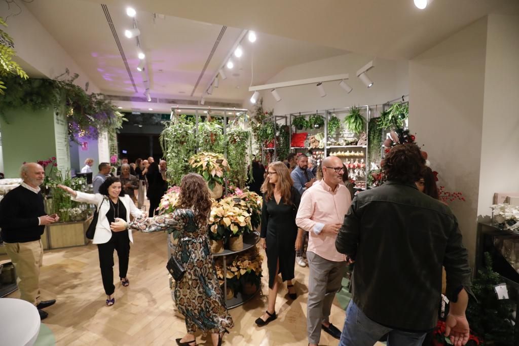 Las fotos de la inauguración de la nueva tienda de jardinería Fronda en el Palacio Avenida de Palma