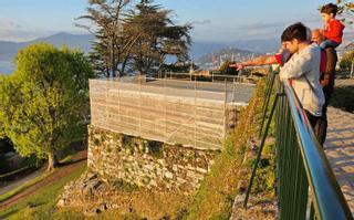 En marcha las obras en el polvorín de O Castro usado como un peligroso mirador