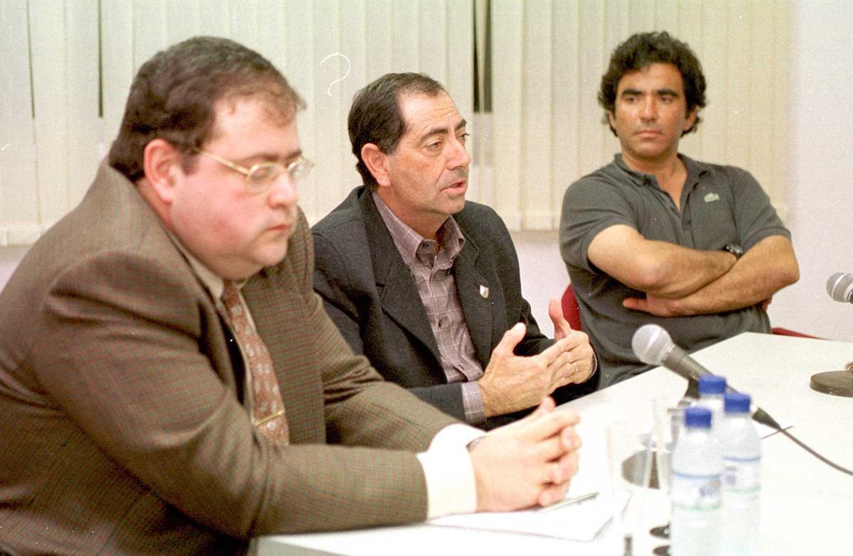 Alejandro Vázquez, en una conferencia del Club Diario sobre nefrología en 2000.