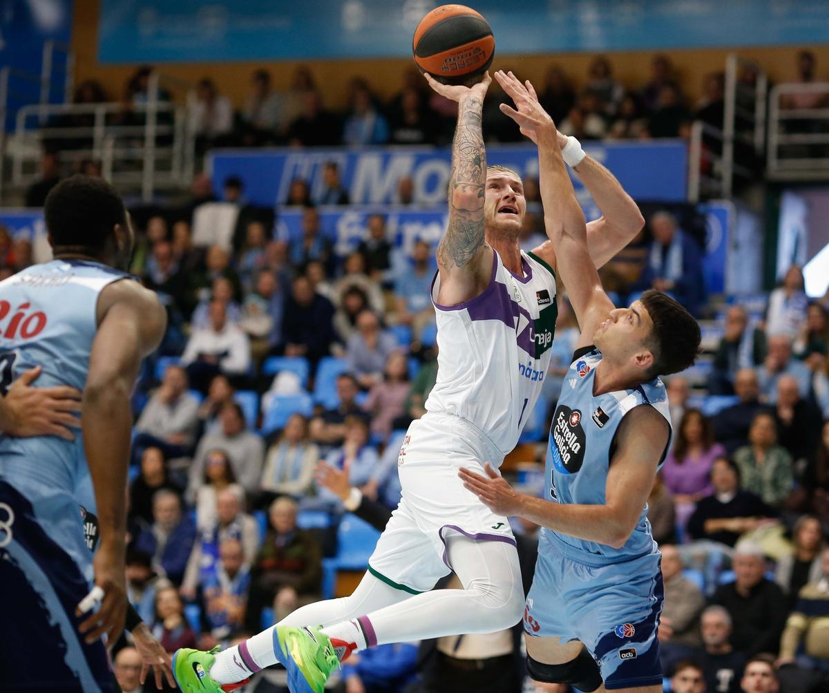 Liga Endesa: El Río Breogán - Unicaja CB, en imágenes