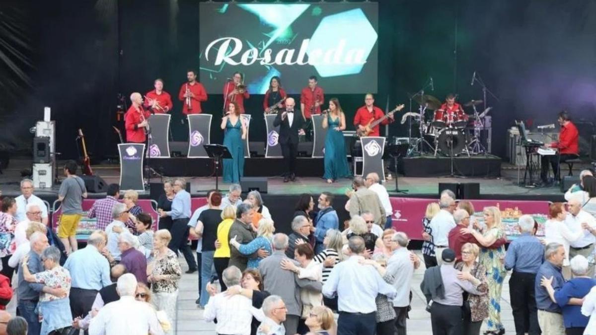 La Rosaleda amenitzarà el concert i ball de dilluns que ve | FACEBOOK ORQUESTRA ROSALEDA