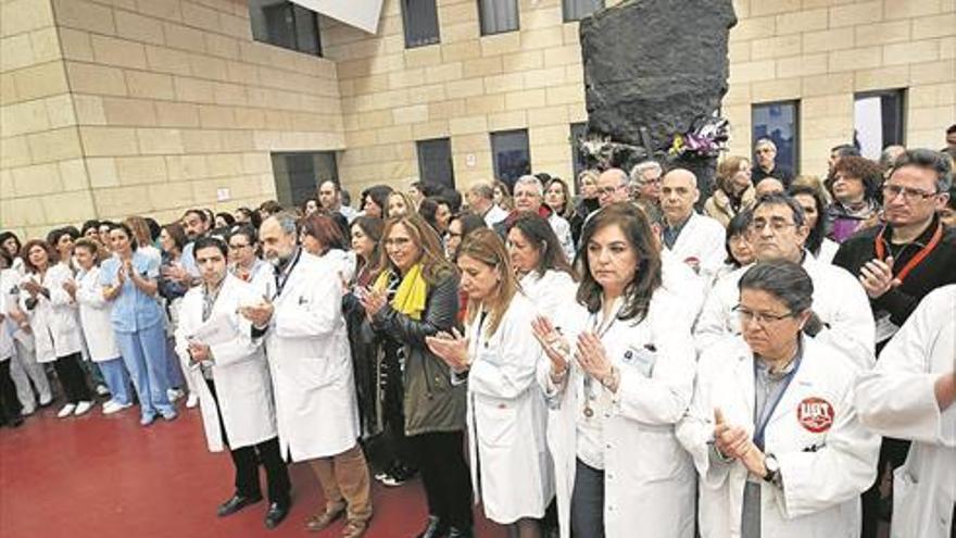 El hospital Reina Sofía activa un plan de prevención de agresiones a sanitarios