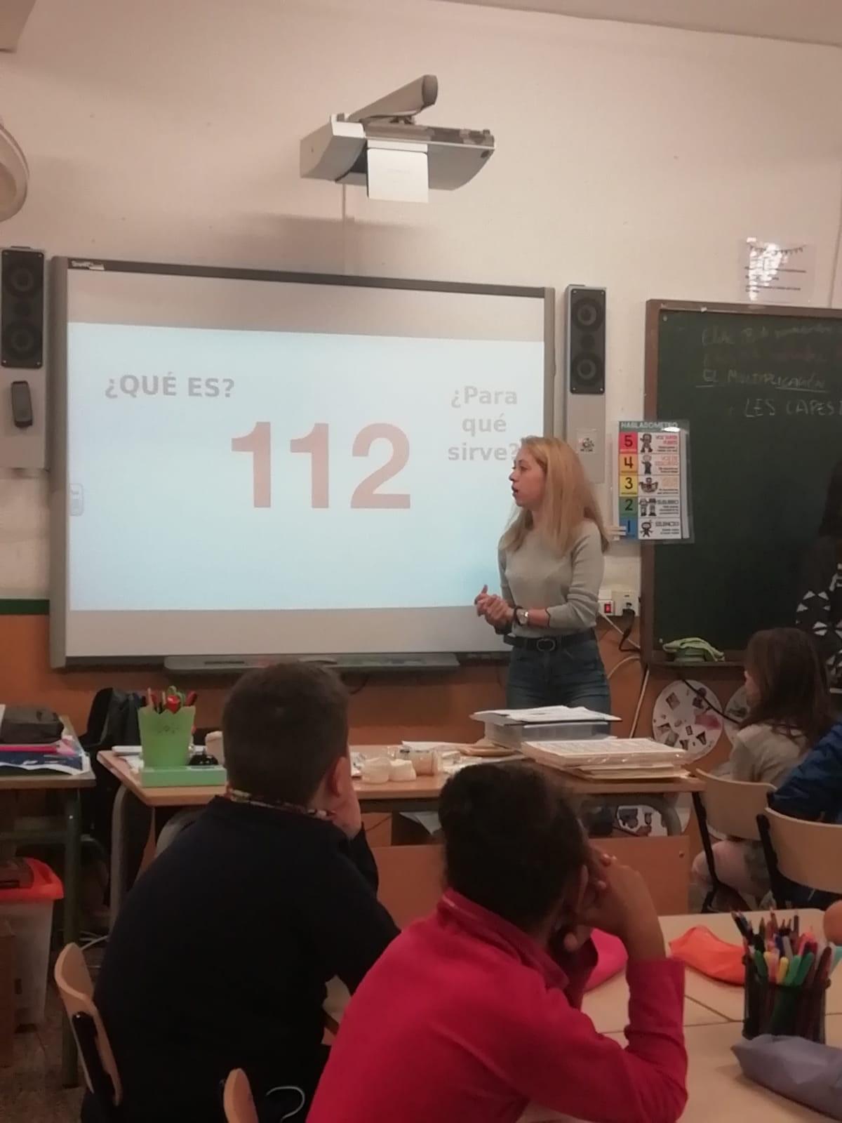 En el ámbito de la salud emocional, los escolares recibirán orientación sobre cómo gestionar el estrés y prevenir el acoso escolar, con el fin de mejorar su bienestar psicosocial.