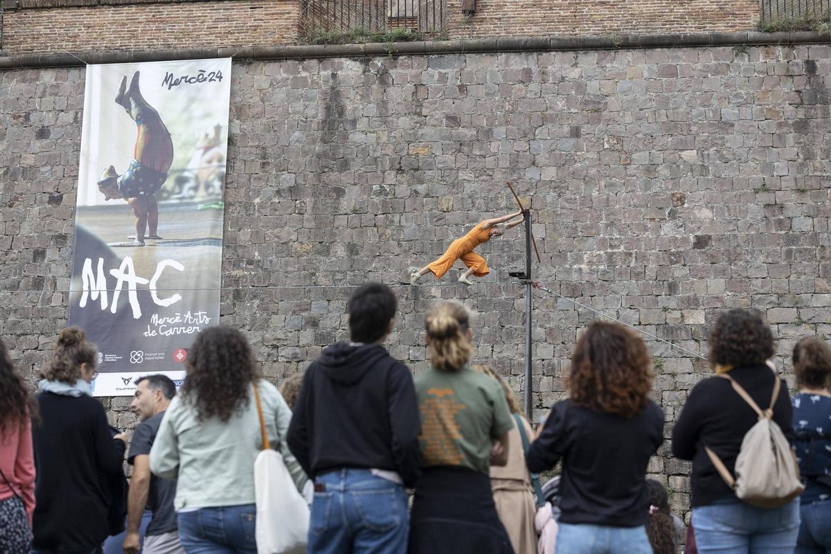 El castell de Munjüic se llena de circo como nuevo escenario de la Mercè