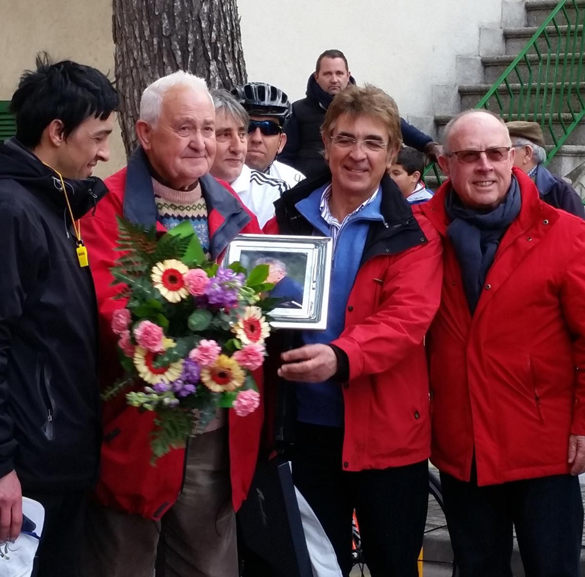 Ramón Manzano (segundo, izquierda), en el homenaje que le tributó en 2015 el CC Platges de Cala Millor