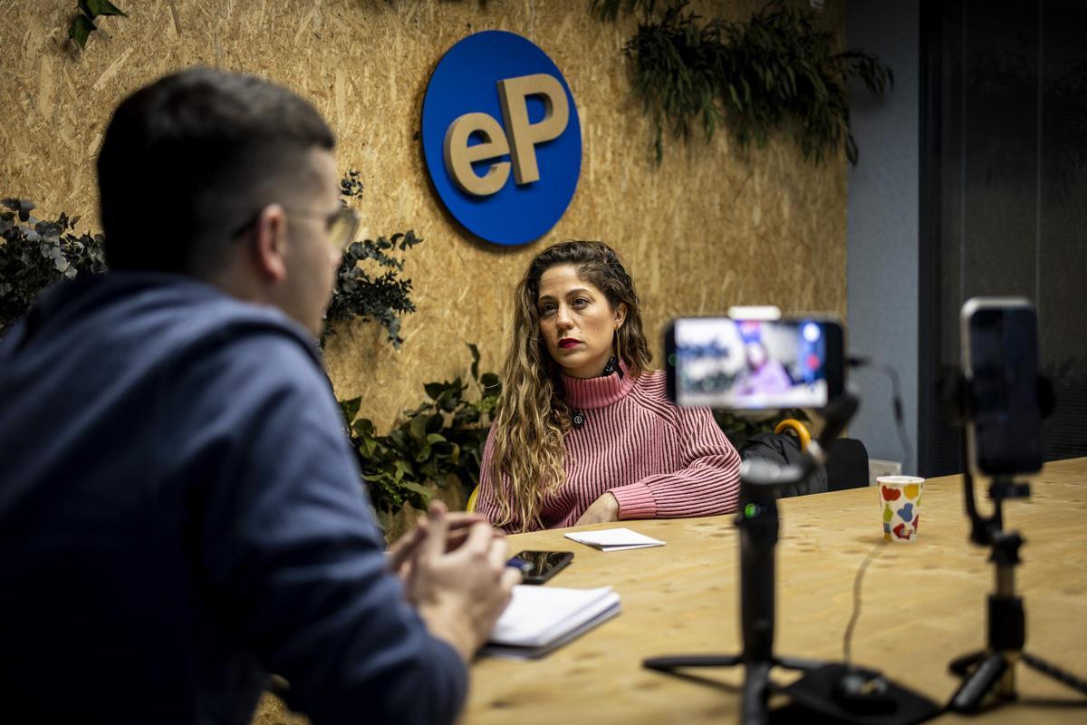 Lara Hernández (Sumar), durante la entrevista con este diario.