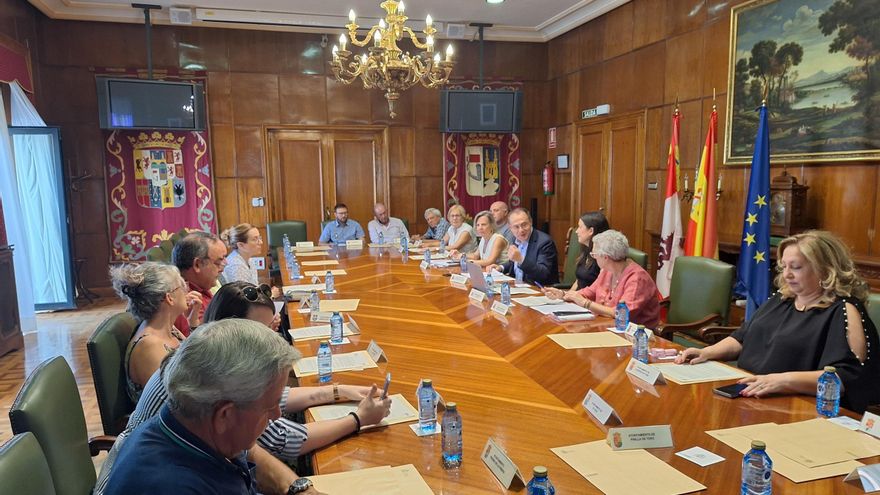 El Programa de Fomento del Empleo Agrario para ayuntamientos del Consejo Comarcal de Toro contratará a 92 desempleados