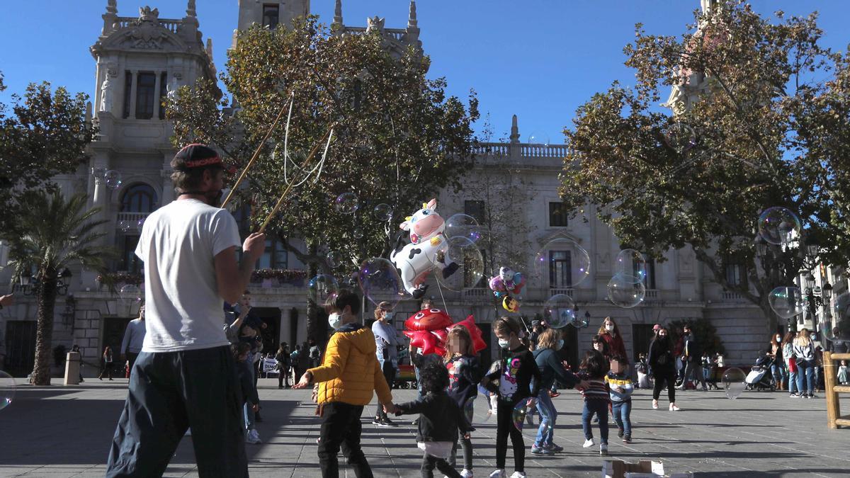 El Ayuntamiento de València cierra el año de la pandemia con un superávit de 53 millones