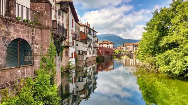 Valle del Baztan: el destino más bonito del mundo está en España, un valle secreto de Navarra con bosques que parecen sacados de una fábula