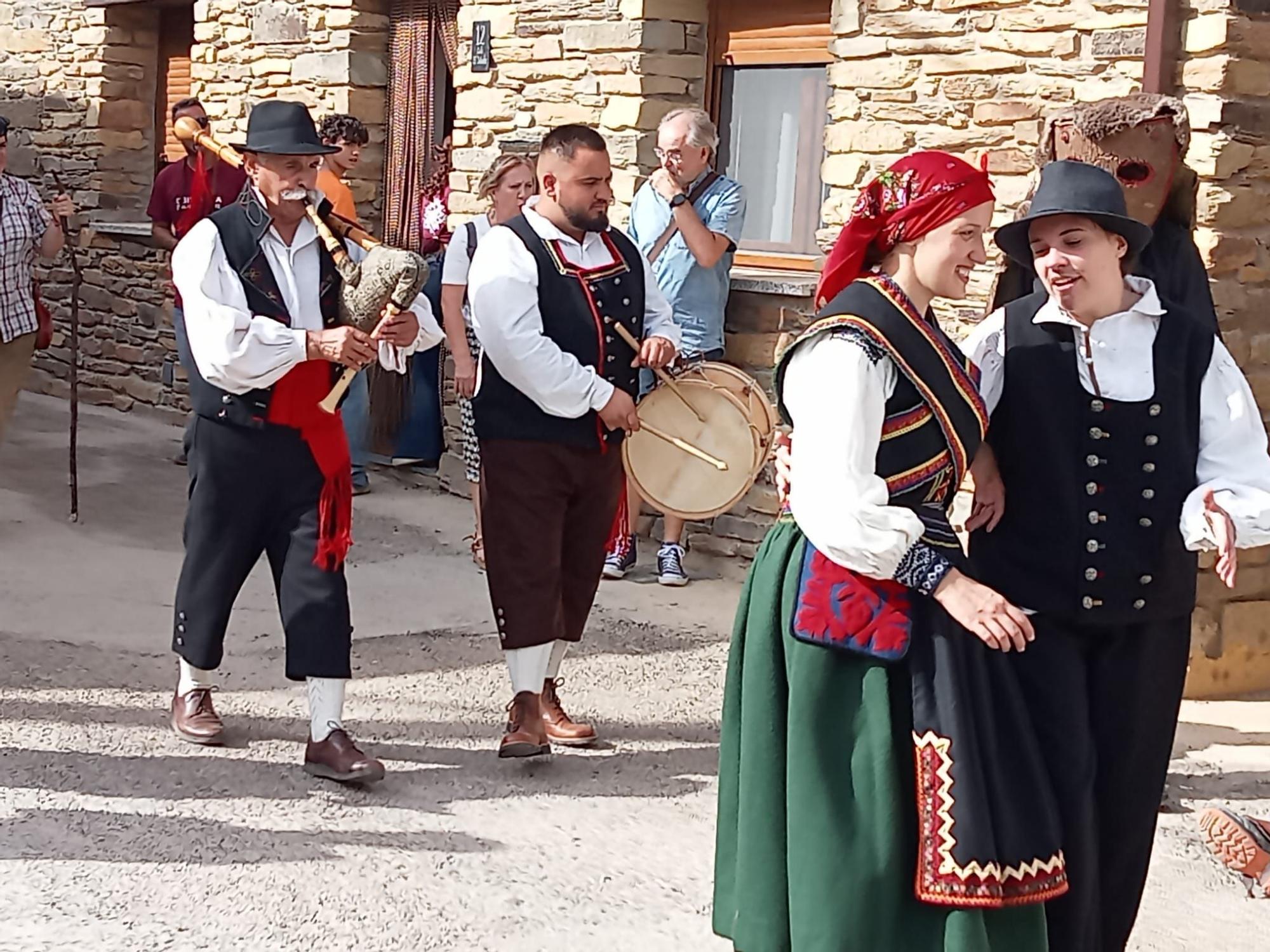 Las mascaradas zamoranas exaltan su autenticidad en Pobladura de Aliste