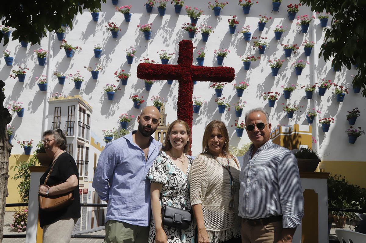 La AAVV Nuevo Cañero ganadora del concurso de Cruces de Mayo en zonas modernas