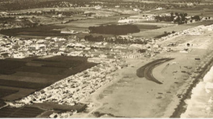 Torre del Mar recupera su historia con una muestra de fotografías - La  Opinión de Málaga