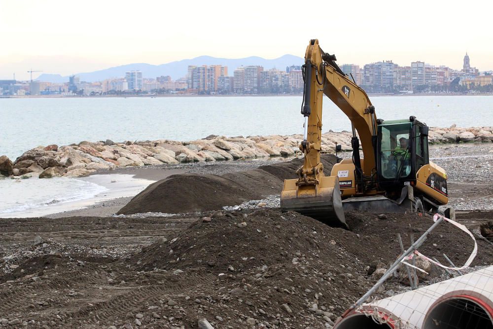 Málaga arregla sus playas tras el temporal