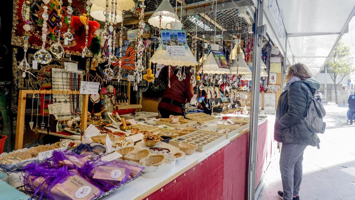 MERCADILLO DE NAVIDAD EN PZA ESPAÑA.