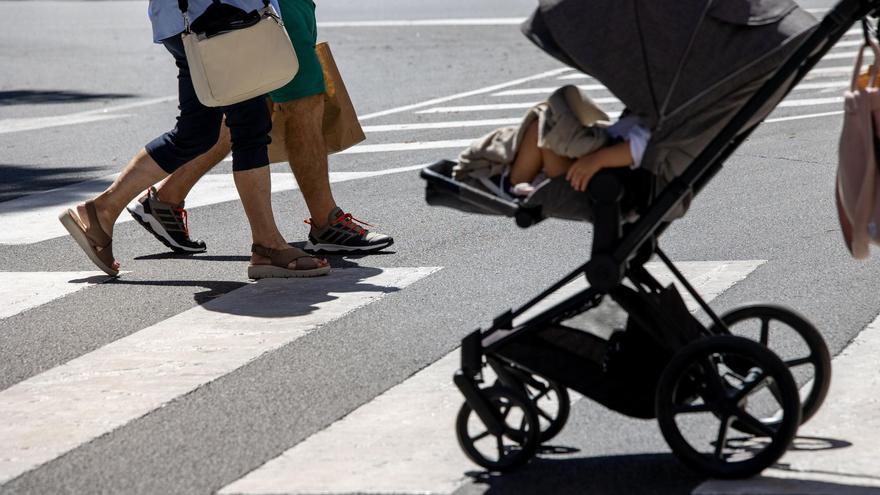 Un cotxe atropella en un pas de vianants set nens de preescolar al Japó