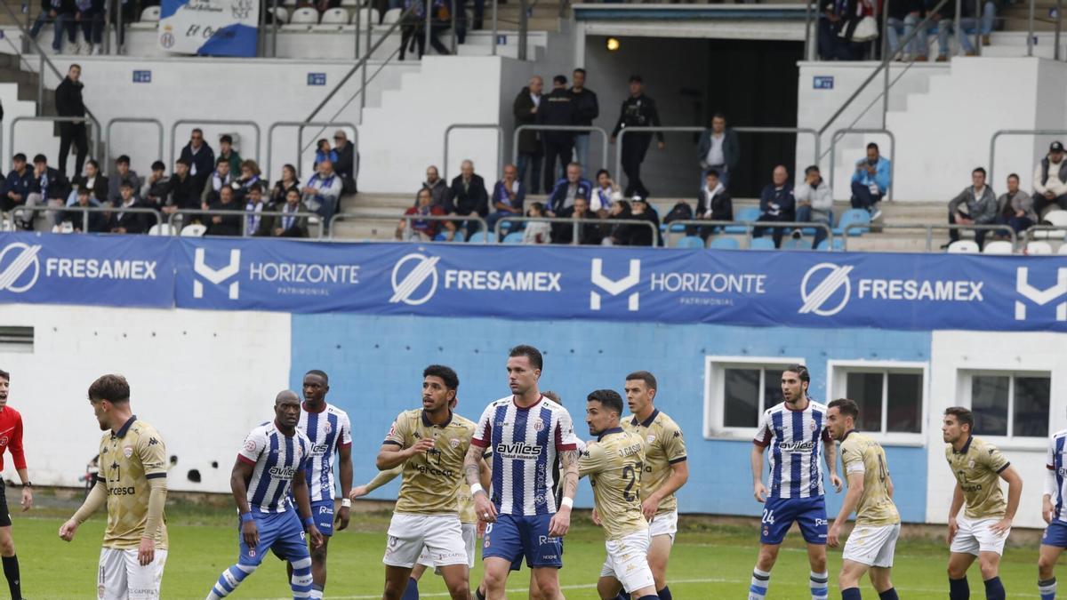 Así fue el partido entre el Real Avilés y el Guadalajara