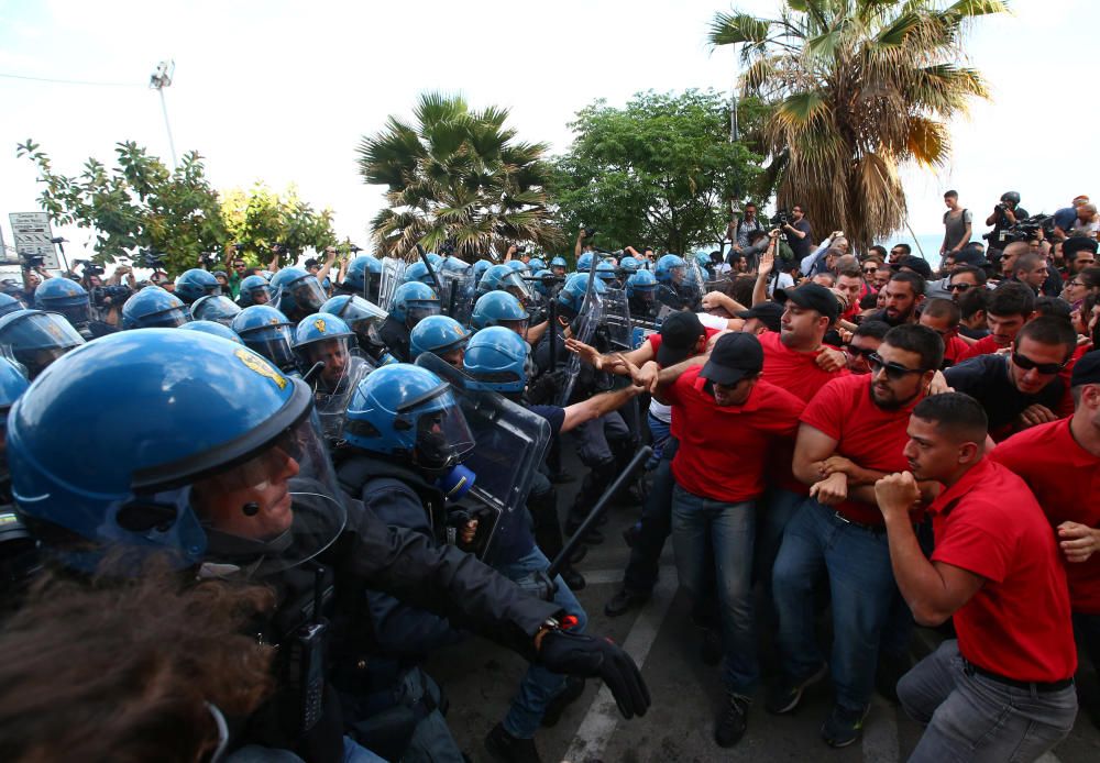 Choques entre policías y manifestantes en el G7