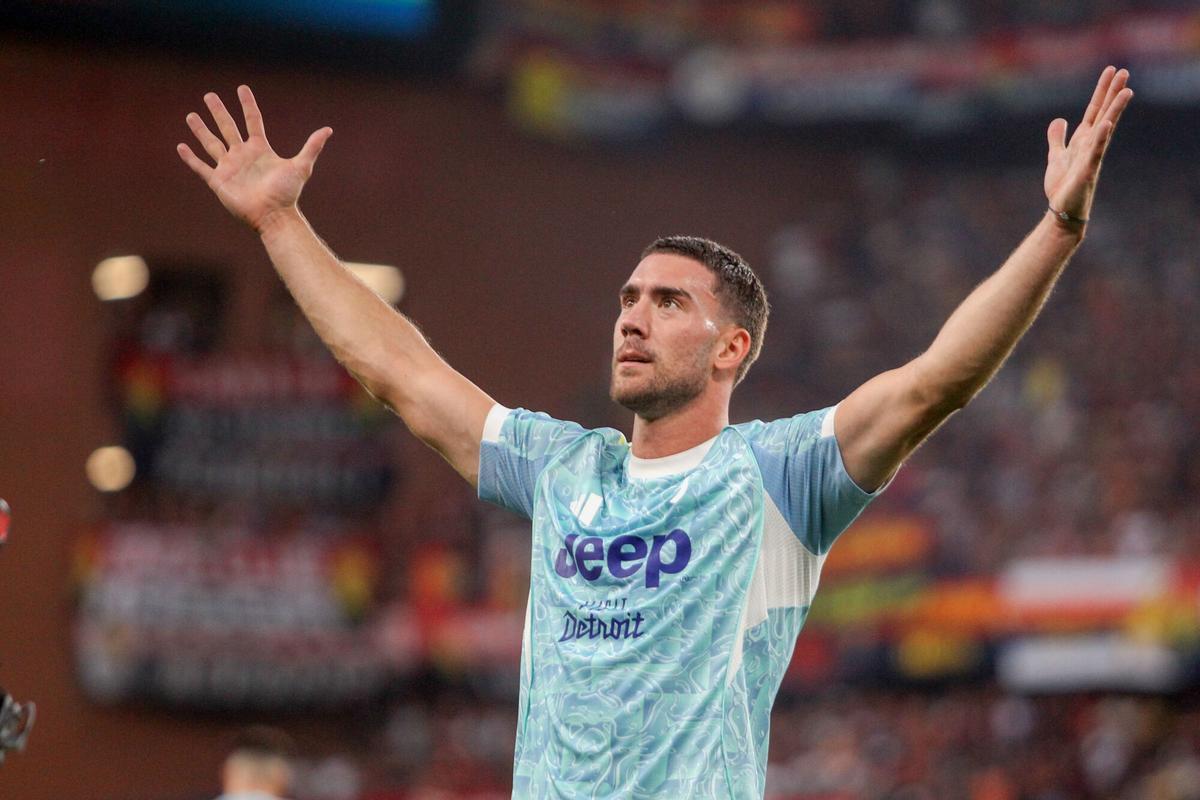 Dusan Vlahovic celebra el gol ante el Genoa