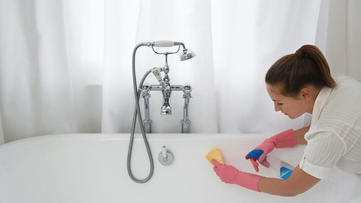 LIMPIAR BAÑERA | Cómo limpiar la bañera y dejarla impecable: trucos para hacerlo sin esfuero