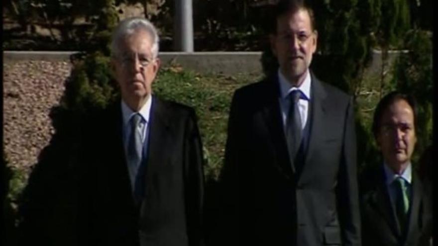 Rajoy recibe a Monti con honores militares