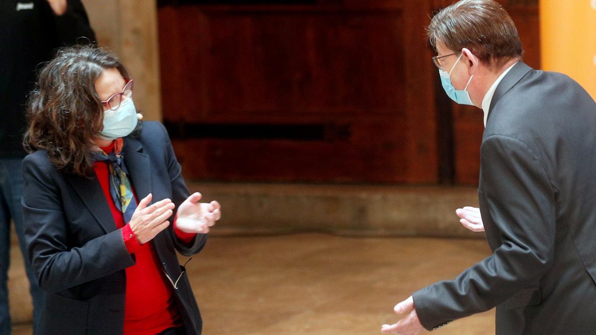 Mónica Oltra y Ximo Puig, en la presentación del plan Convivint