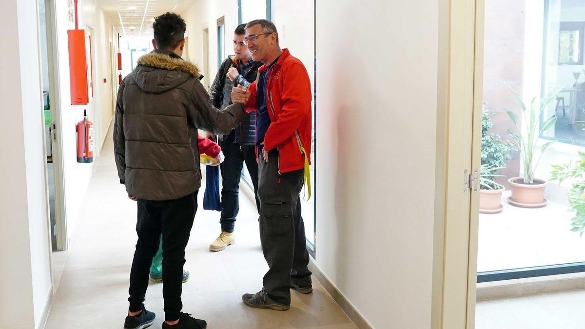 Un total de 37 menores han pasado por el centro de Cáritas Valencia durante su primer año de funcionamiento Un total de 37 menores han pasado por el centro de Cáritas Valencia durante su primer año de funcionamiento