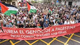 Miles de personas piden en Barcelona parar el "genocidio" de Israel en Palestina