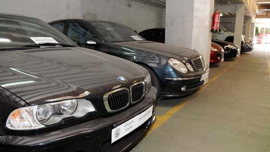 La mayor parte de los coches incautados en esta operación son de alta gama.