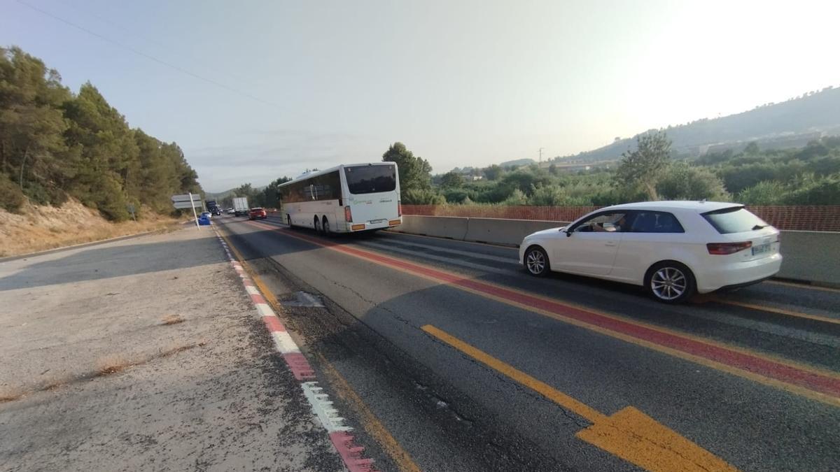 Tram de la C-55 a Sant Vicenç on s'està constuint un tercer carril