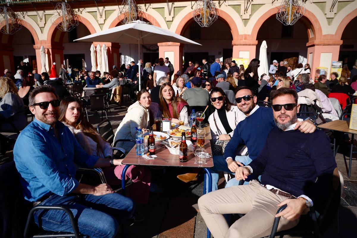 Los cordobeses despiden el 2025 en la 'Tardevieja' Los cordobeses despiden el 2025 en la 'Tardevieja'