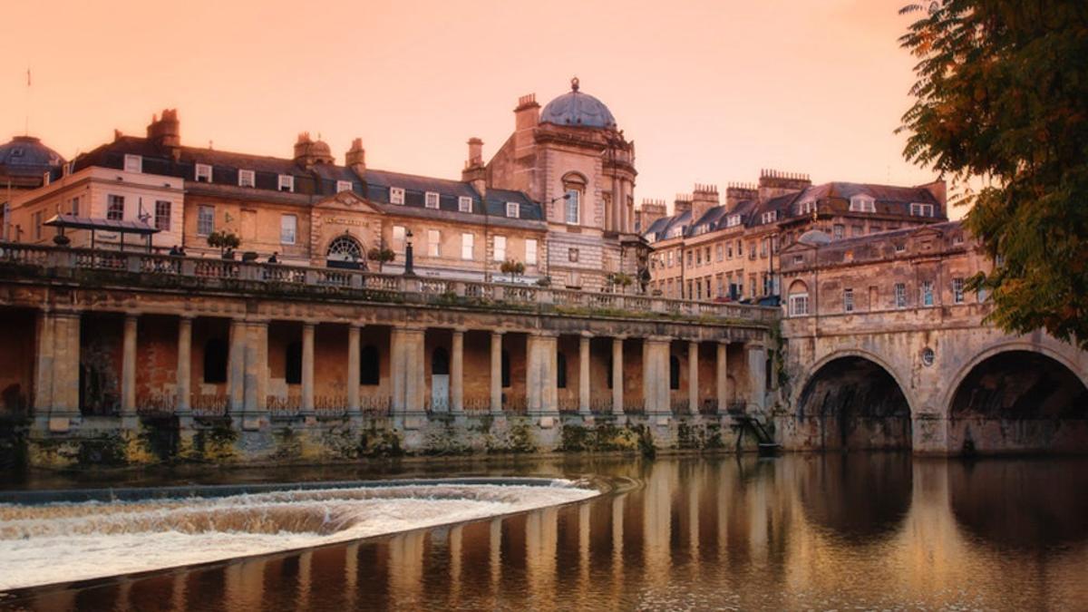 El Puente Poultney en Bath