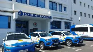 Detenidos en un coche robado con un bidón de gasolina y un cuchillo en el maletero en Lanzarote