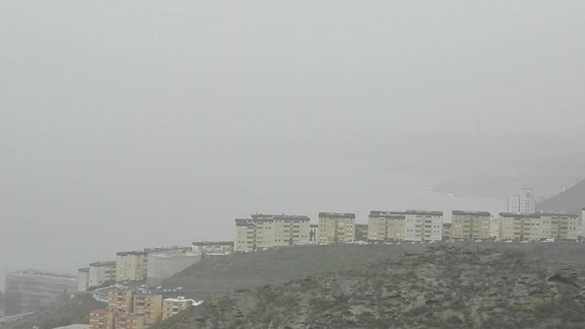 Calima en Las Palmas de Gran Canaria (13/02/2023)