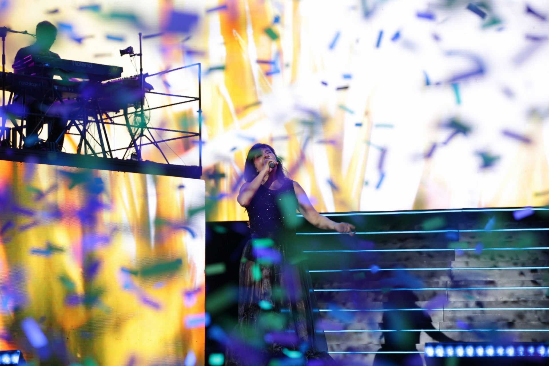 Amaral arrasa en Alicante con su "Dolce Vita"