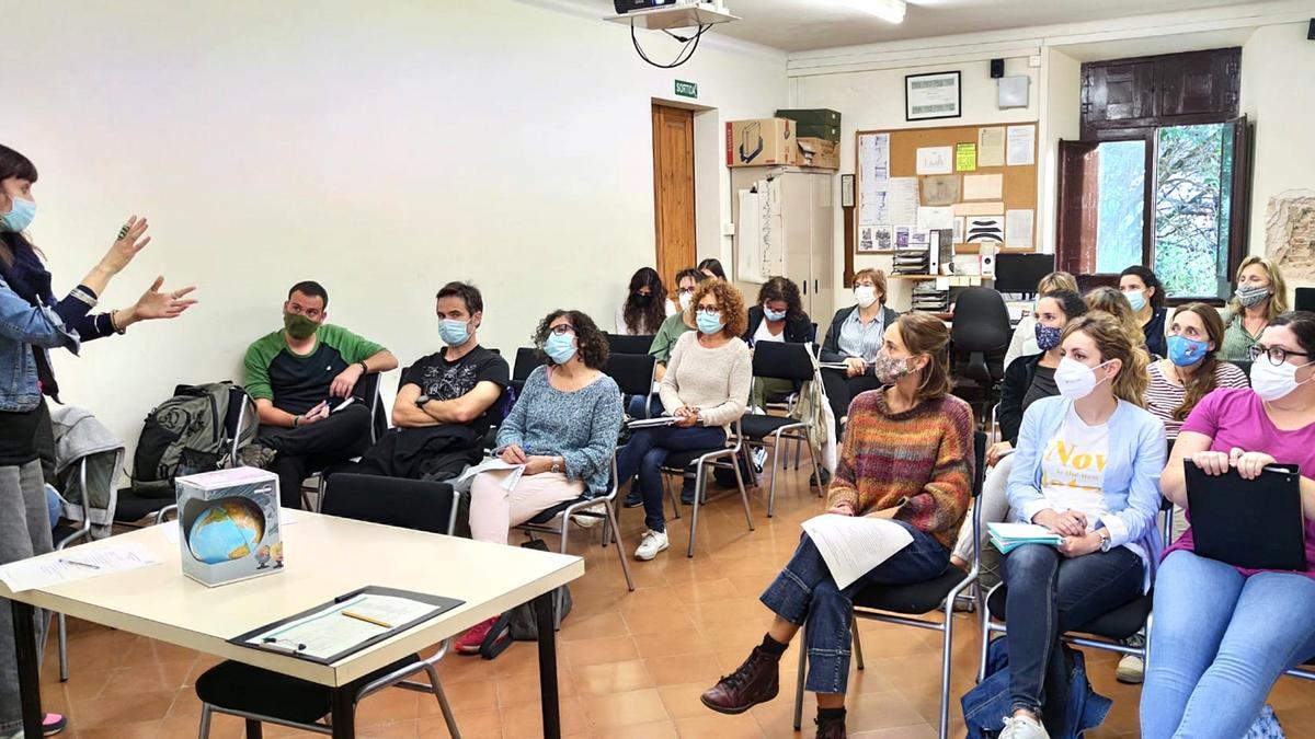 Trobada inicial de coordinació amb el professorat