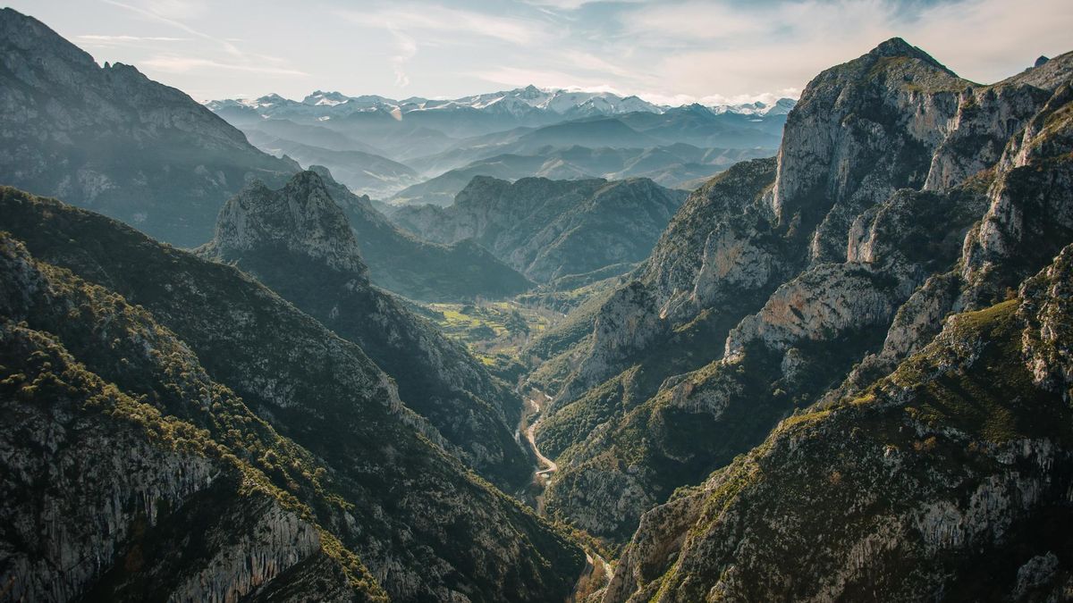 La ruta de senderismo más espectacular de España tiene las vistas más impresionantes del mundo: debes hacerla una vez en la vida
