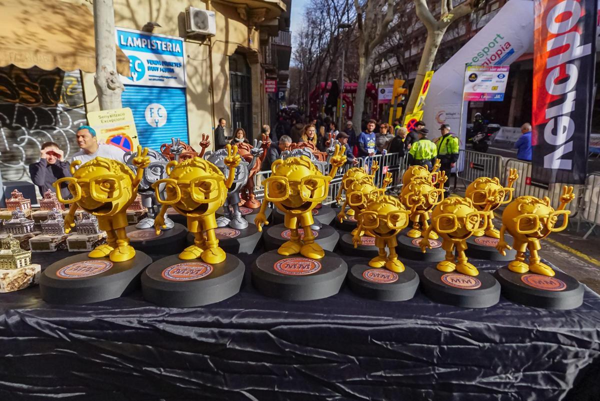Los trofeos de la Cursa dels Miops.