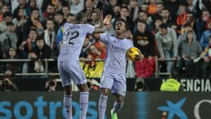 Valencia - Real Madrid: El segundo gol de Vinicius en Mestalla